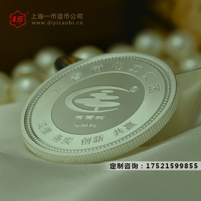 定做純銀紀(jì)念徽章需要注意哪些